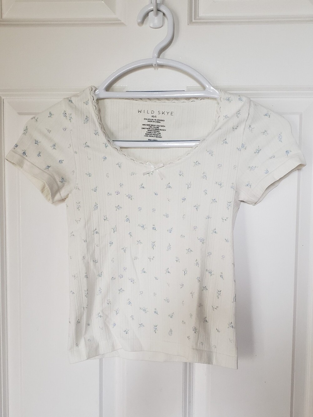 Wild Skye XS Stretchy Top